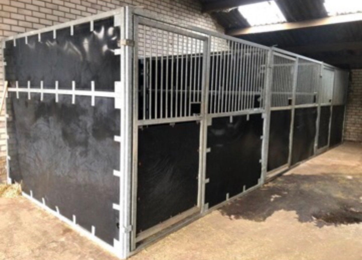 Concoursboxen 14 euro!!, Mise à l'étable, 1 cheval ou poney