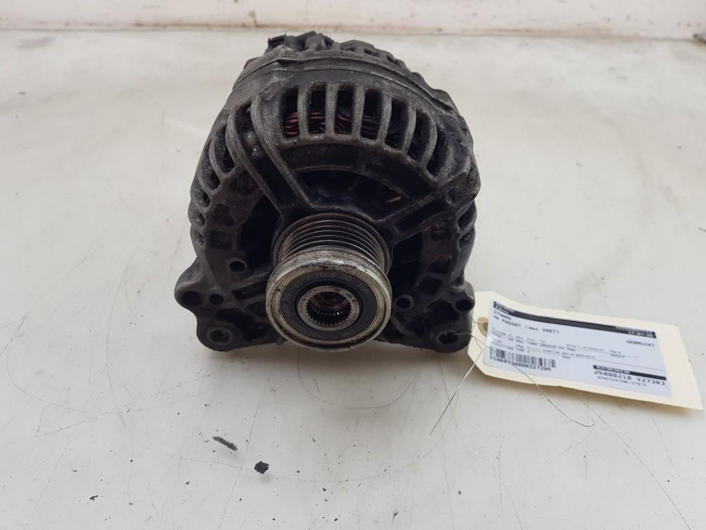 ALTERNATEUR Volkswagen Passat Variant (3C5), Robert Bosch AG, Volkswagen, Utilisé, Robert-Bosch-Allee 1
74232  Abstatt, DE