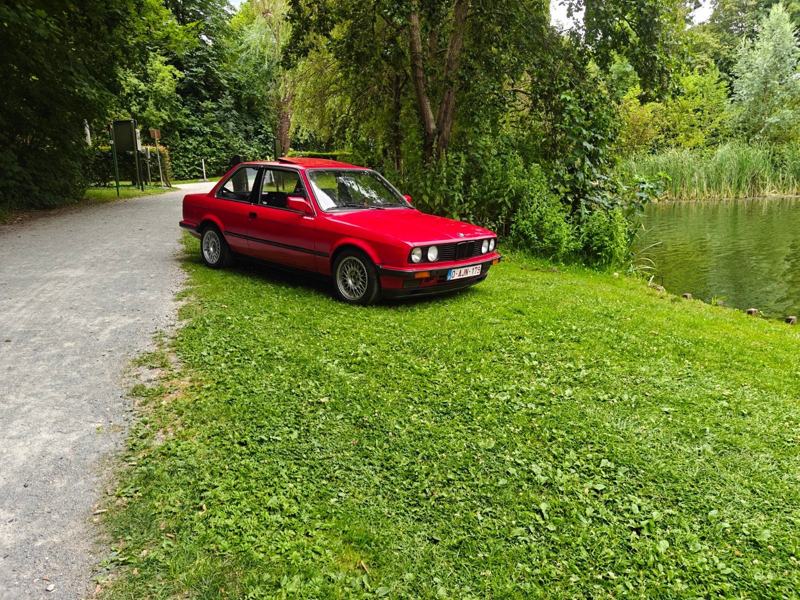 BMW E30 1.8 benzine van 1985, Auto's, BMW, Particulier, Benzine, Handgeschakeld, Ophalen