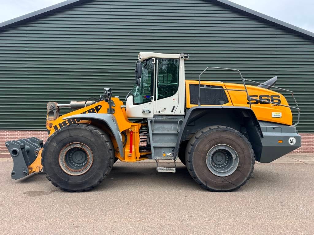 Liebherr L 566, Articles professionnels, Chargeuse sur pneus ou Chouleur