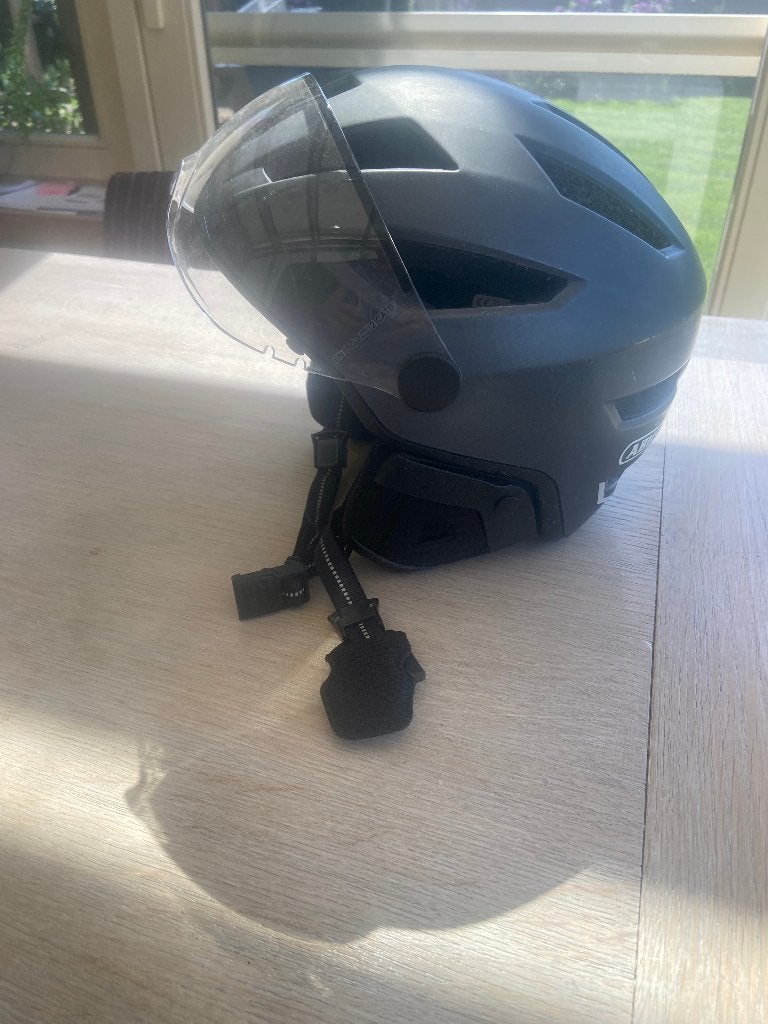 fietshelm-abus fietshelm-pedelec-stromer-speedpedelec, Ophalen