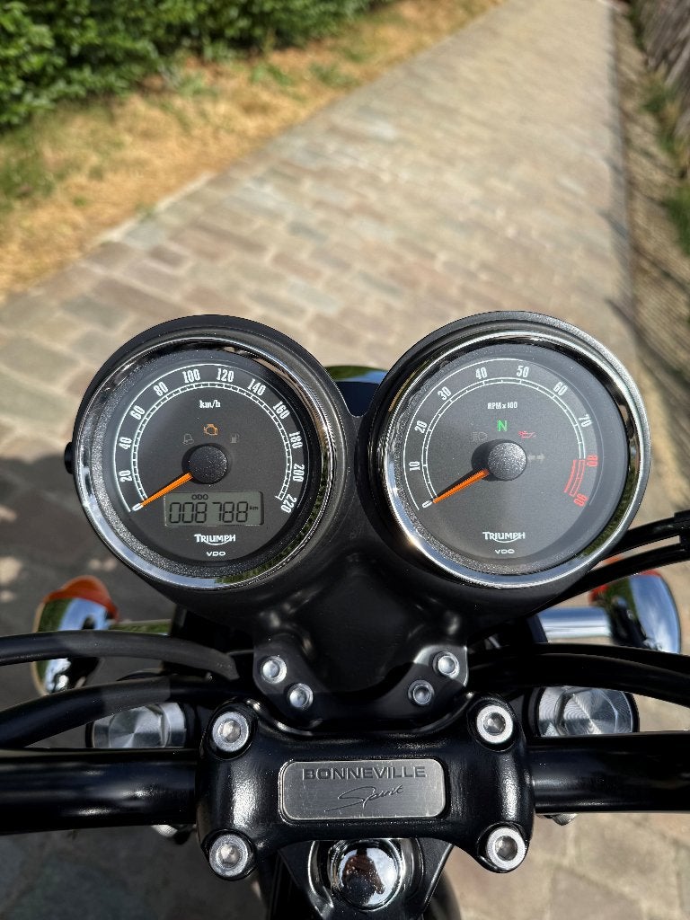 Triumph Bonneville T100, Motos, Motos | Triumph, Permis Moto A, Occasion, Plus de 35 kW, Chopper