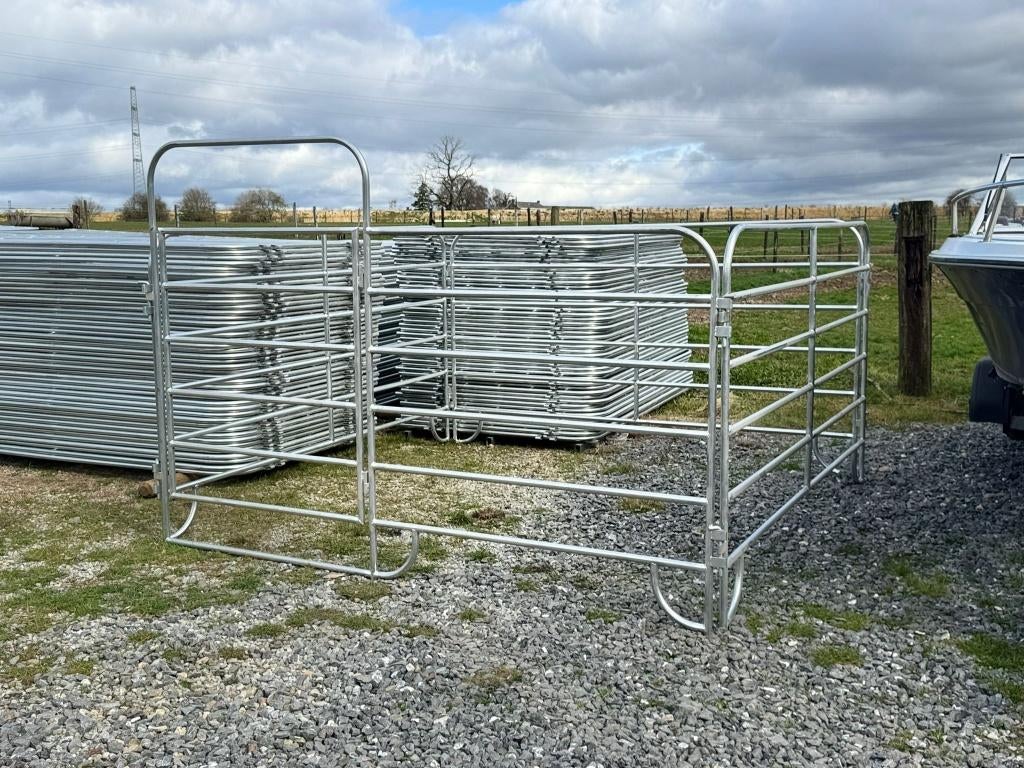 Box, Stalling, 1 paard of pony