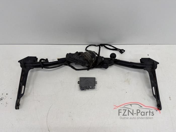 Seat Leon 5FA Trekhaak Wegdraaibaar met module, Auto-onderdelen