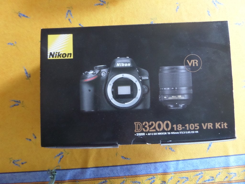 reflexcamera Nikon D3200 18 - 105VR, TV, Hi-fi & Vidéo, Appareils photo numériques, Enlèvement ou Envoi, Comme neuf, Nikon