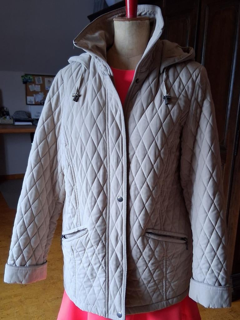 Damesjas, Kleding | Dames, Jassen | Winter, Ophalen of Verzenden, Maat 42/44 (L), Beige