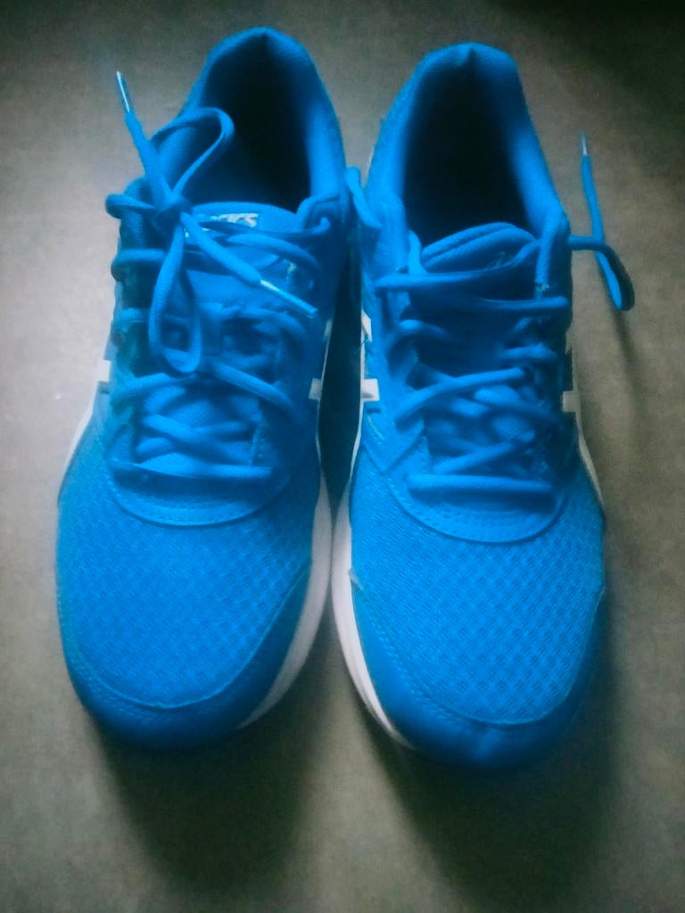 Chaussures de course taille 44.5, Sports & Fitness, Course, Jogging & Athlétisme, Neuf, Course à pied, Chaussures de course à pied