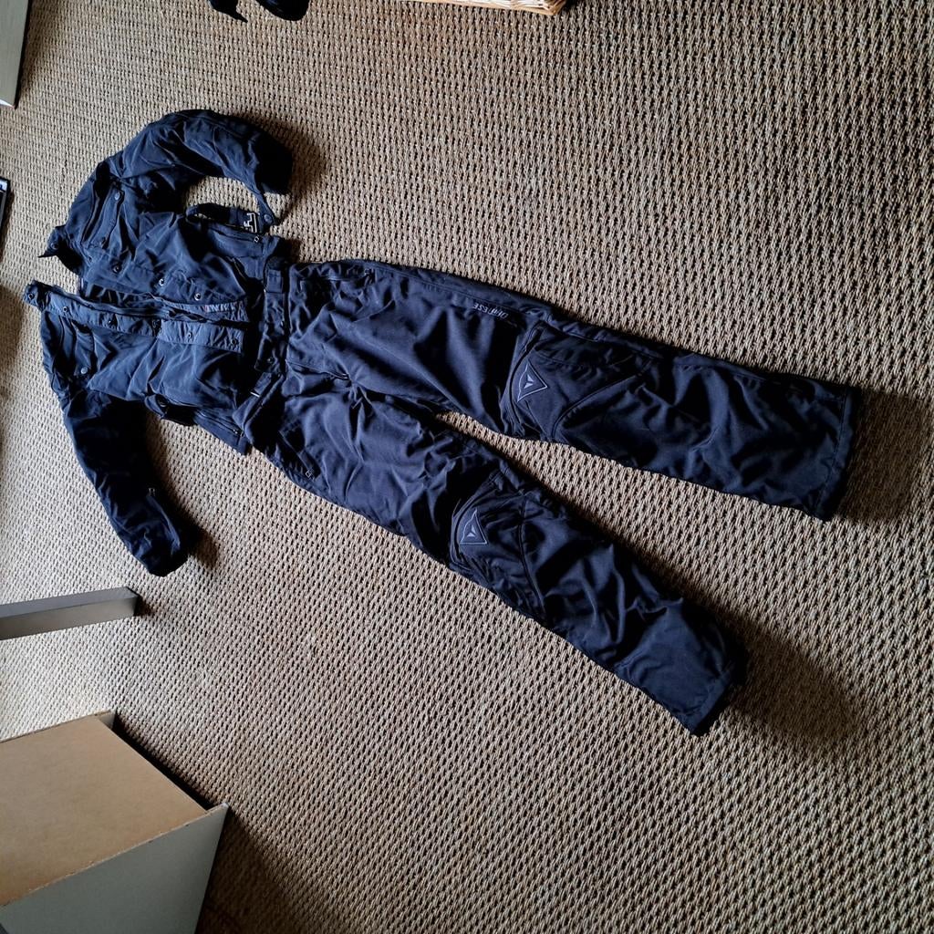 MOTO-pak voor dames (maat 40/42) van het merk DaInese, Motoren, Kleding | Motorkleding, DAINESE, Combipak, Ophalen of Verzenden