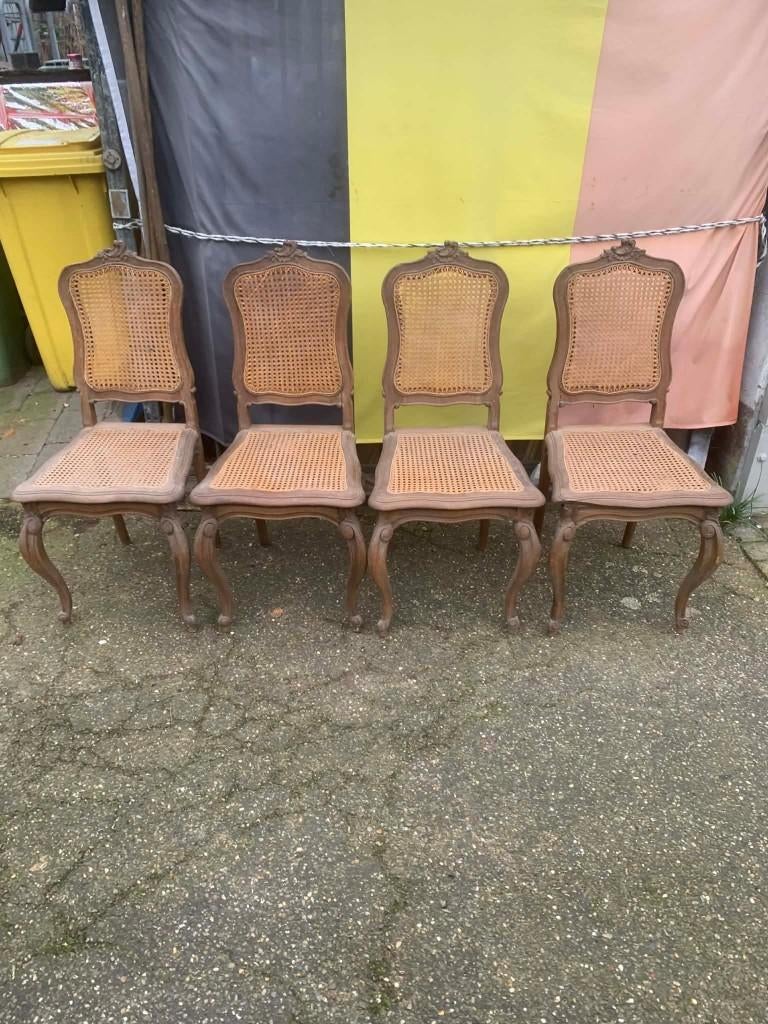 stoelen in Louis XV-stijl, Enlèvement
