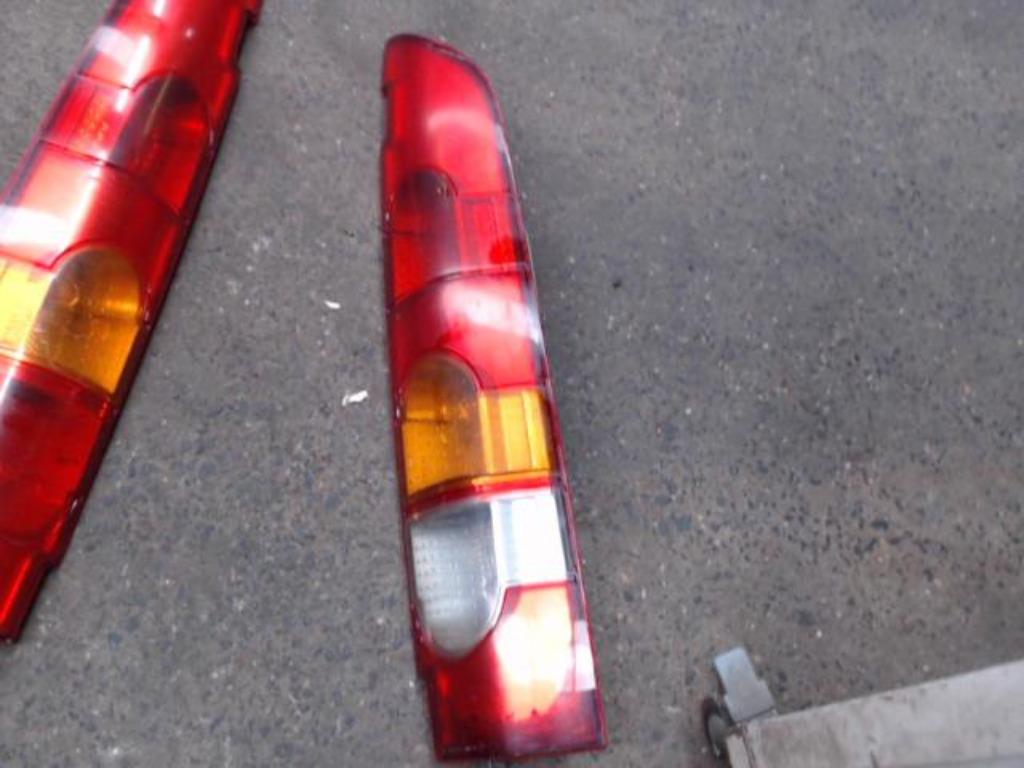 Feu arrière droit Renault Kangoo 1 1997-2003 LP/14589, Enlèvement, Utilisé, Renault