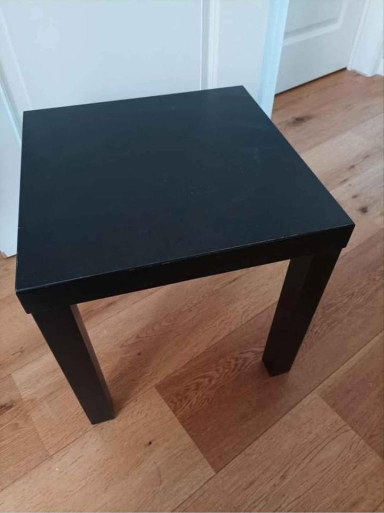 Table d'appoint Ikea, Maison & Meubles, Tables | Tables d'appoint, Moins de 55 cm, Comme neuf, Enlèvement, Rectangulaire