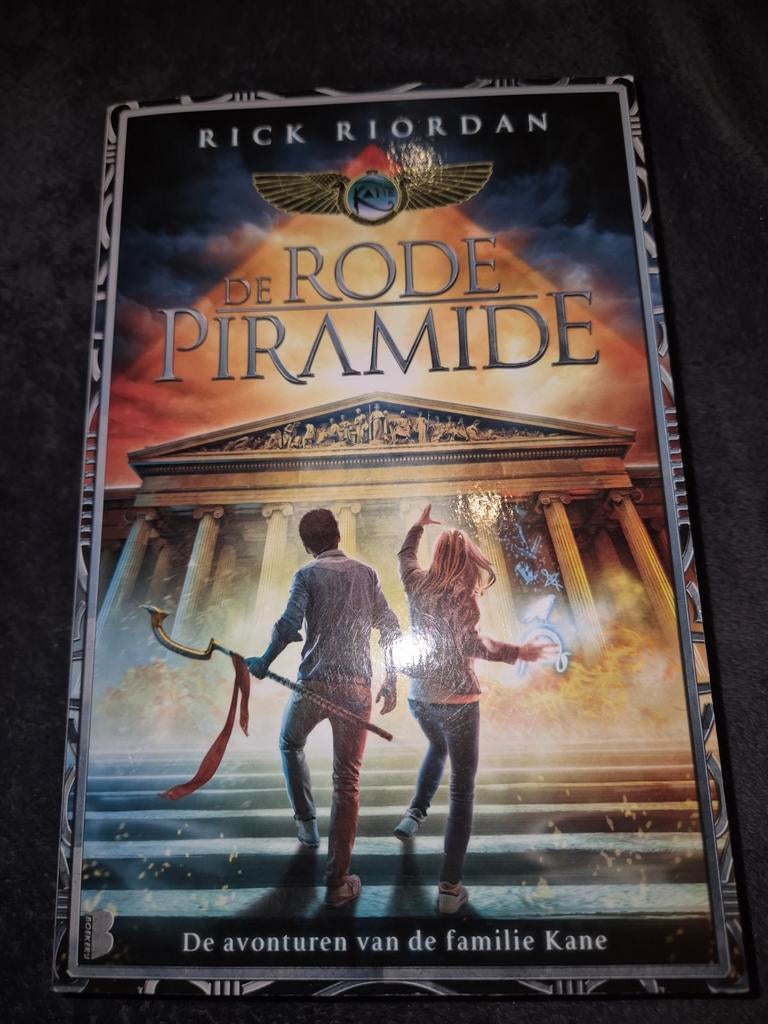Rick Riordan - De rode piramide, Boeken, Kinderboeken | Jeugd | 13 jaar en ouder, Ophalen