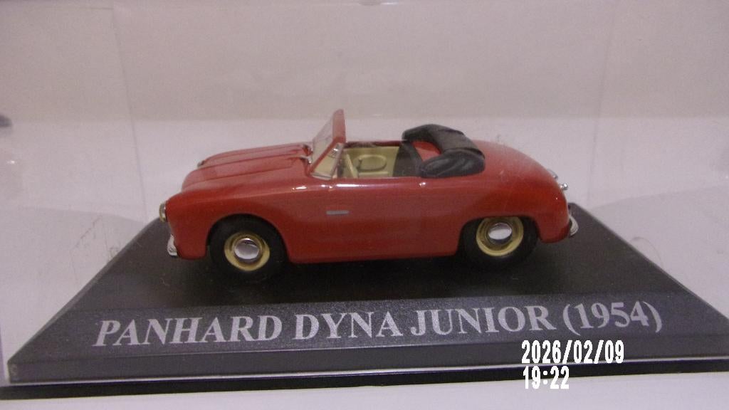 PANHARD DYNA JUNIOR 54.1/43 IXO COMME NEUVE,VITRINE, Enlèvement ou Envoi, Comme neuf, Voiture, Autres marques