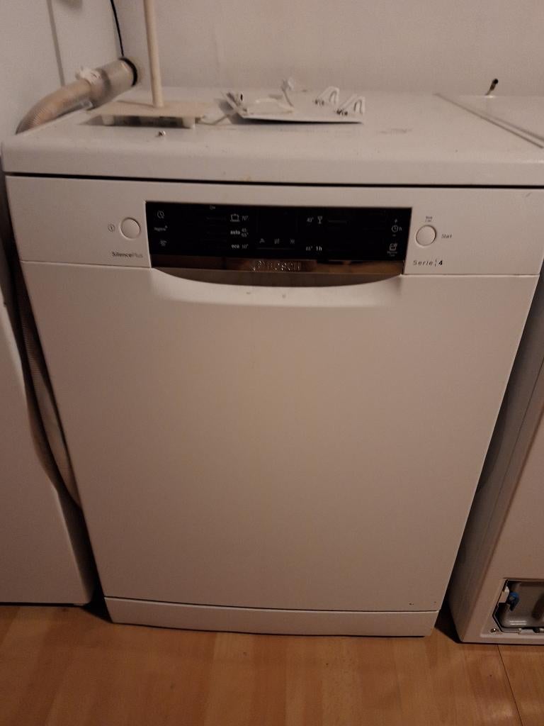 lave vaisselle bosche serie 4, Electroménager, Moins de 10 litres, Comme neuf, Enlèvement, 45 à 60 cm
