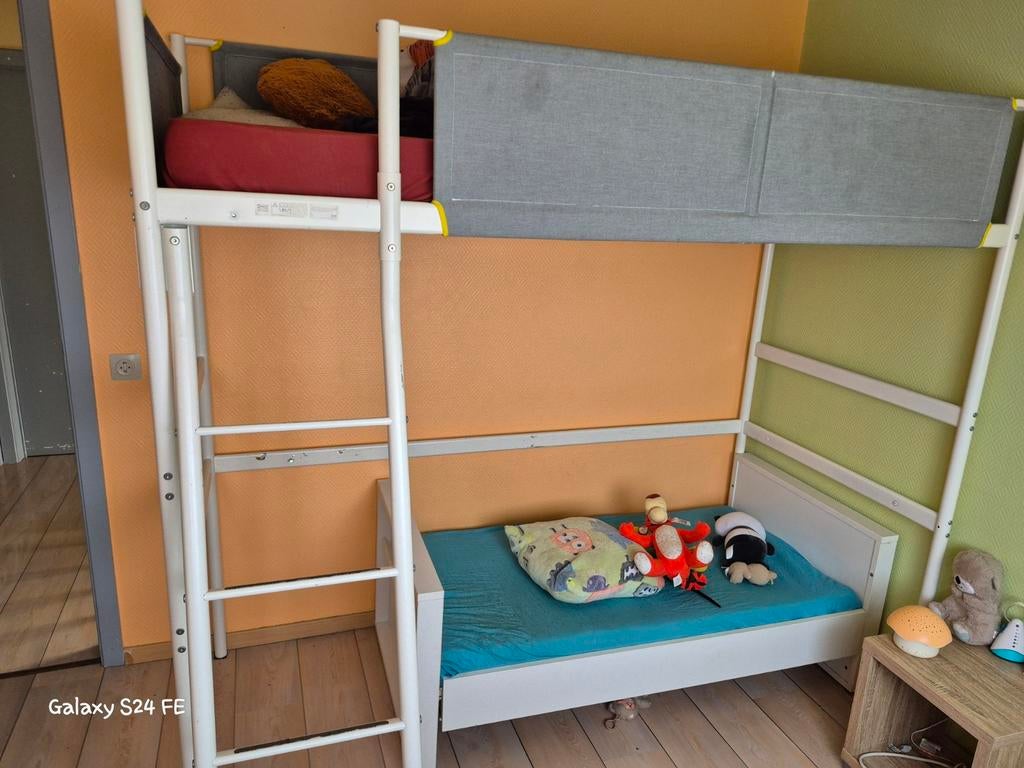 Lit en hauteur et lit pour tout petit., Ophalen