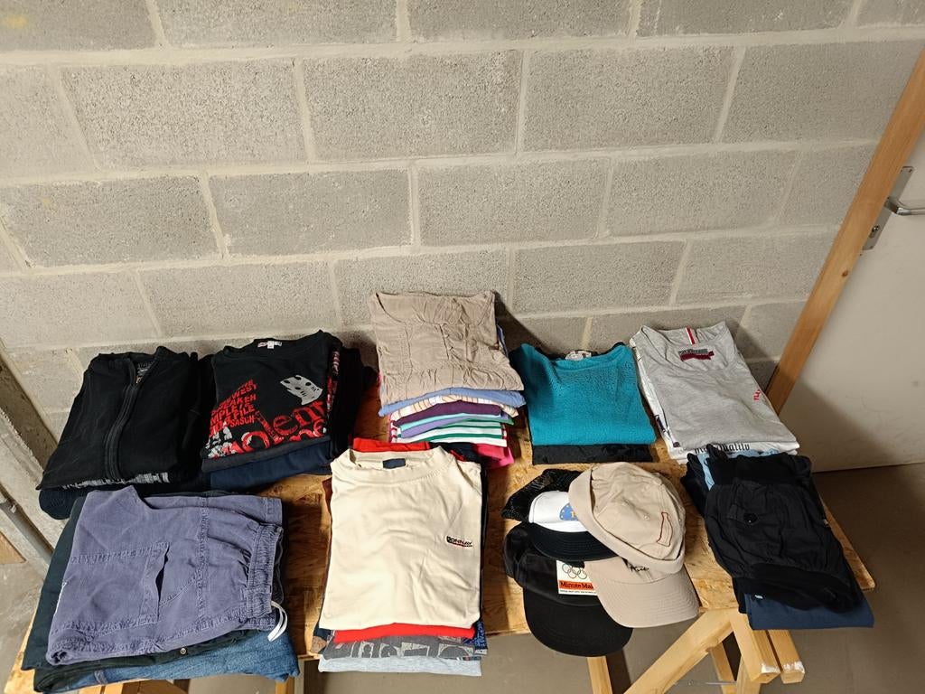 vêtements hommes, femmes et enfants à la pièce ou lot, Enlèvement, Porté