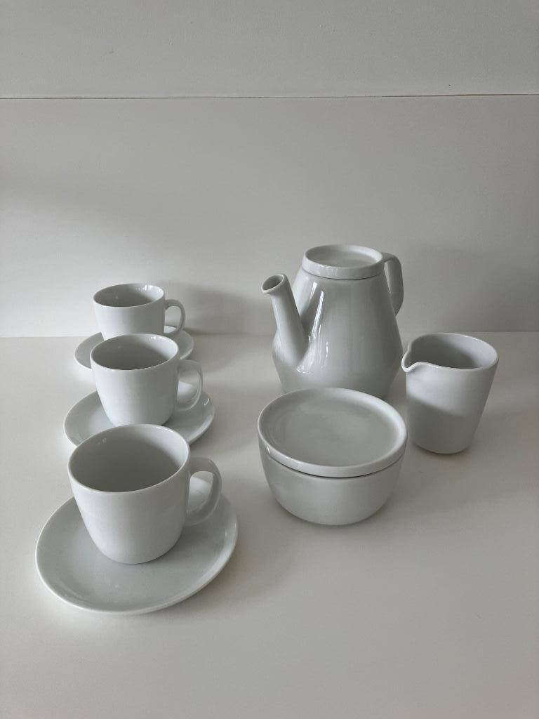 Habitat cafetière ou théière + pot à lait + sucrier, Service complet, Enlèvement ou Envoi, Comme neuf, Autres styles
