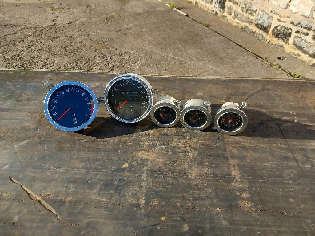 OPEL GT 1969 compteur, compte-tours et 3 manomètres, Enlèvement, Utilisé, Opel