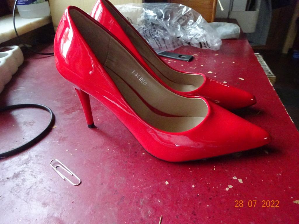 chaussure haut talon, Enlèvement, Comme neuf, Rouge