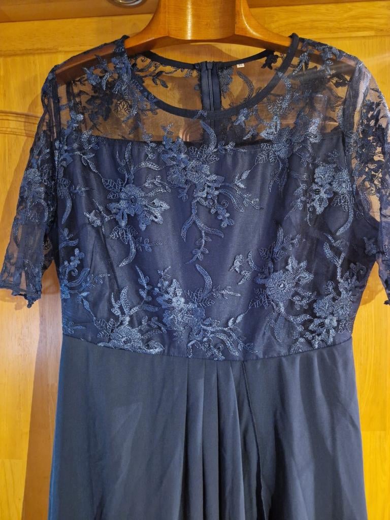 Heel feestelijk azuurblauw zomerkleedje met korte mouwen., Ophalen of Verzenden, Maat 46/48 (XL) of groter