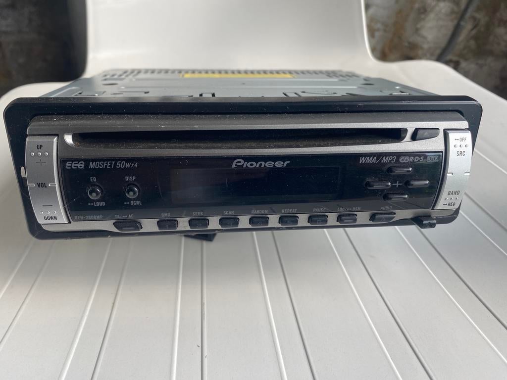 Autoradio pionneer 4x50 watts Cd vintage, Autos : Divers, Autoradios, Enlèvement, Comme neuf