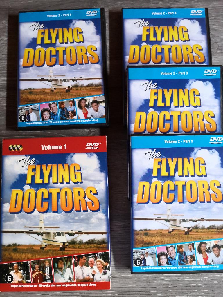 dvd set the flying doctors, Cd's en Dvd's, Ophalen of Verzenden