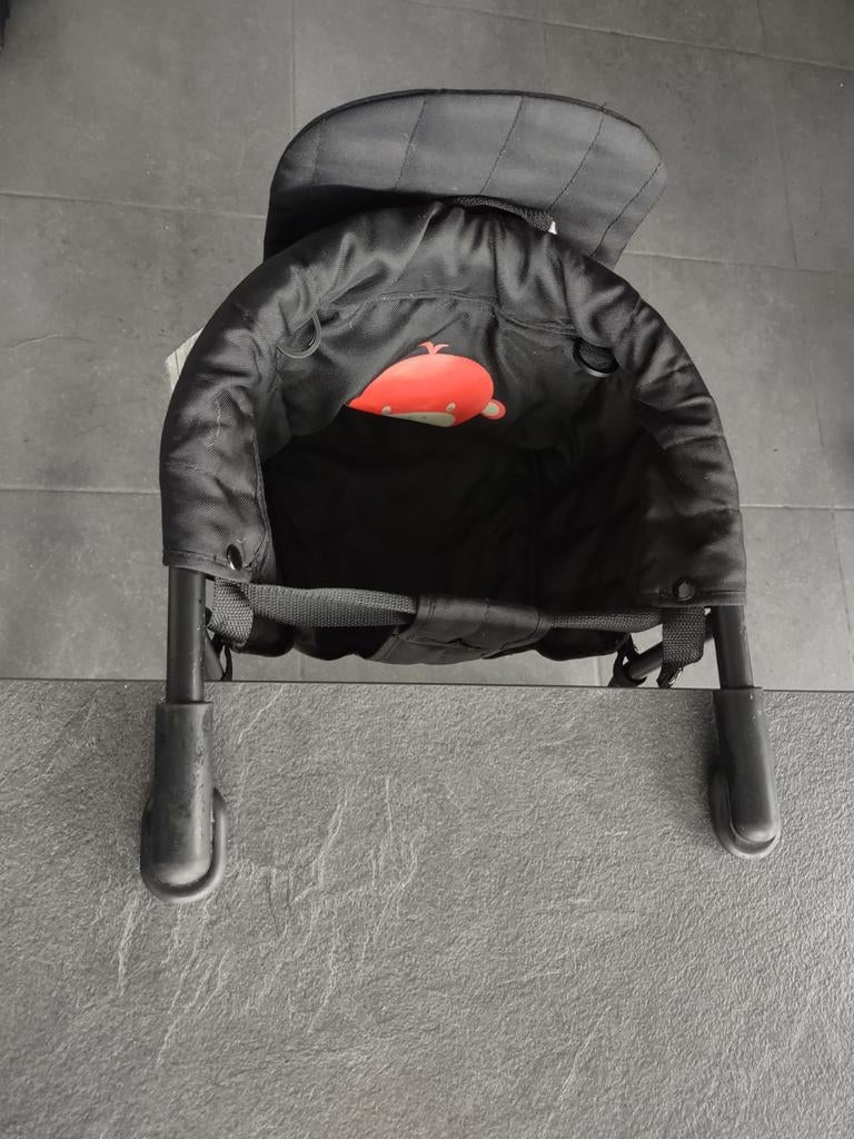 Zwart eetstoeltje/ hangstoeltje om aan tafel te hangen, Kinderen en Baby's, Ophalen, Gebruikt, Hangstoel