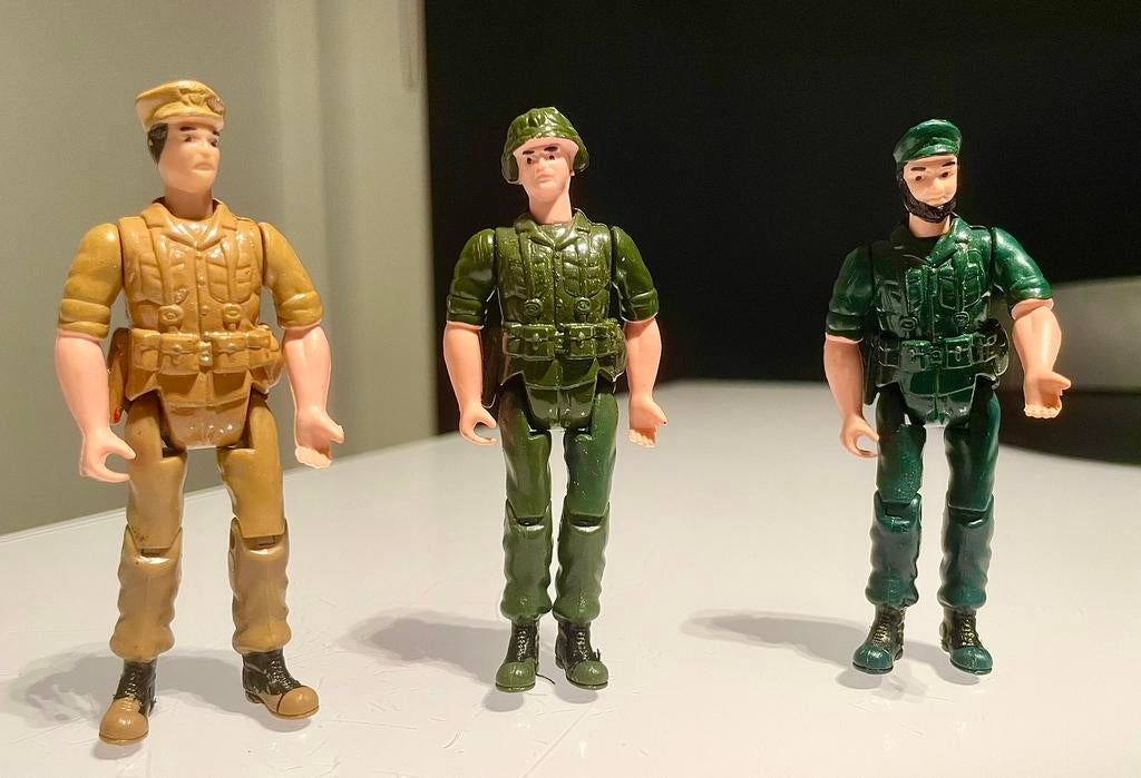 Drie militaire actiefiguren van de Bravo Company-lijn, Ophalen of Verzenden, Gebruikt