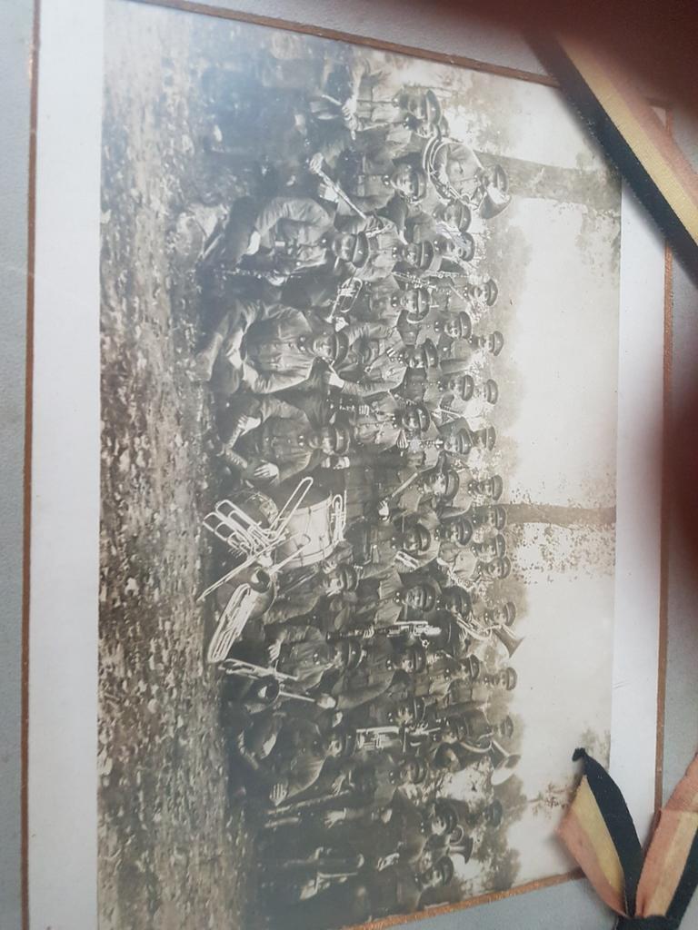 Ancienne photo encadrée, Enlèvement, Photo