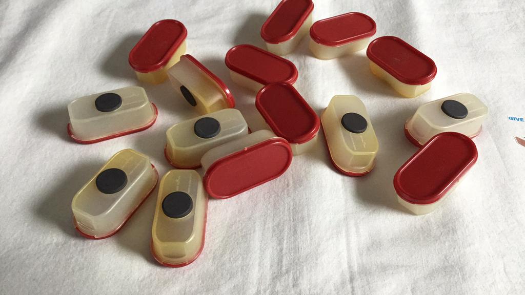 Tupperware magneet ruimtespaarder, Huis en Inrichting, Ophalen of Verzenden