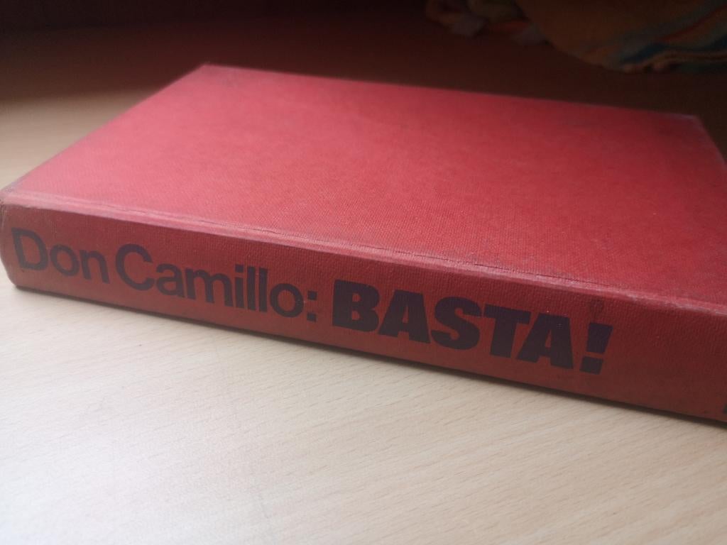 Boek: don camillo basta, Boeken, Ophalen of Verzenden