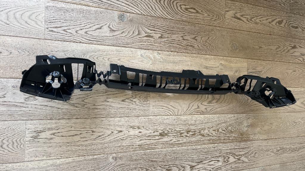 BMW 51127371712 F20 F21 LCI Geleiding midden achter bumper, Neuf, Arrière, BMW, Enlèvement ou Envoi