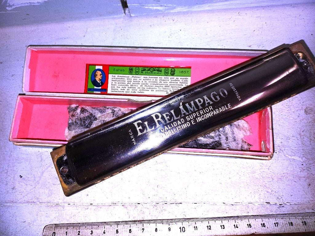 superbe harmonica HOHNER TBE + BOITE D ORIGINE, Musique & Instruments, Instruments à vent | Harmonica, Enlèvement ou Envoi, Comme neuf