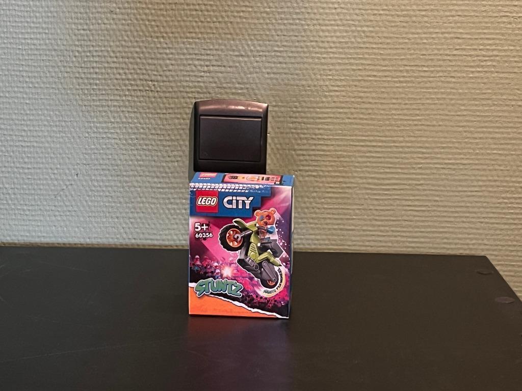 LEGO Selfie Stunt Bike, Ophalen, Nieuw, Complete set, Lego