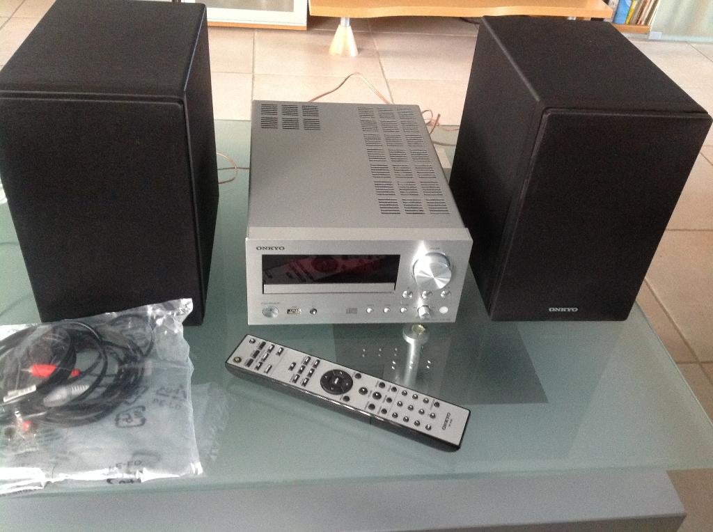 HiFi System ONKYO CS-555+ afstandsbediening, Ophalen of Verzenden, Cd-speler