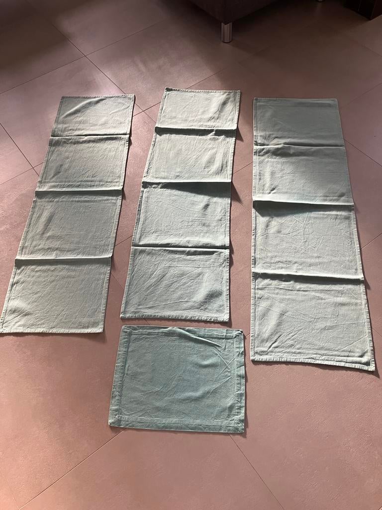 Pakket 3x tafelloper / tafellaken + 1 stoffen placemat, Ophalen of Verzenden, Zo goed als nieuw, Placemat
