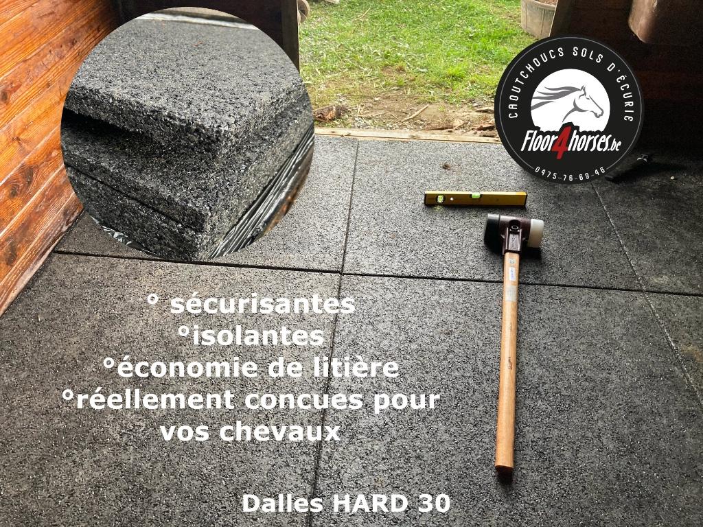Dalles abris boxes chevaux 35kg / dalle !!!, Élevage, 1 cheval ou poney