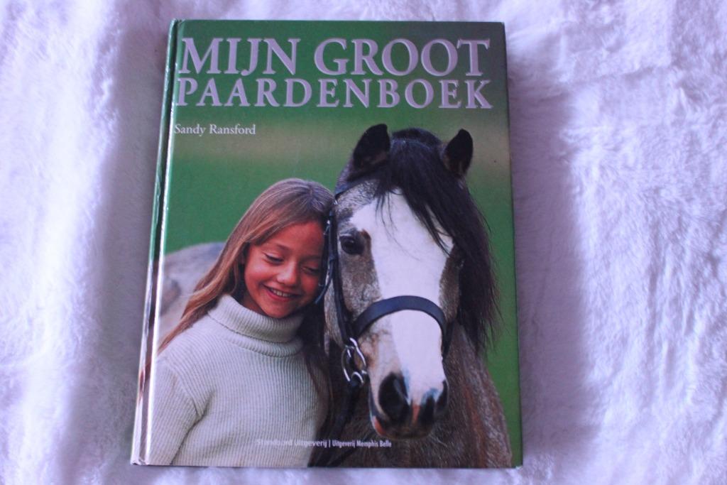 Mon grand livre sur les chevaux, Enlèvement ou Envoi, Comme neuf, Chevaux ou Poneys