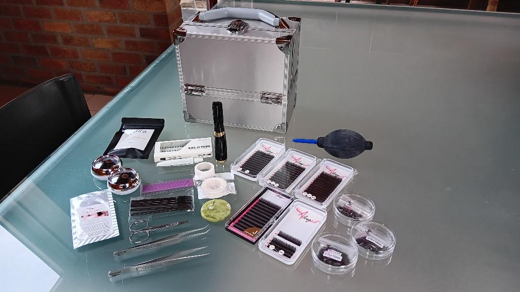 Materiaal voor wimperextensions, Ophalen, Gebruikt, Ogen