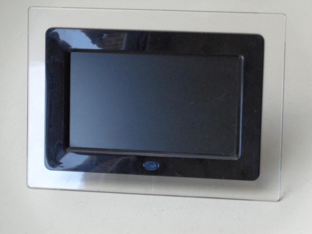 Cadre photo numérique 7" modèle GL 0705, Enlèvement ou Envoi, Comme neuf, 2 GB ou plus, Plus petit que 8 pouces