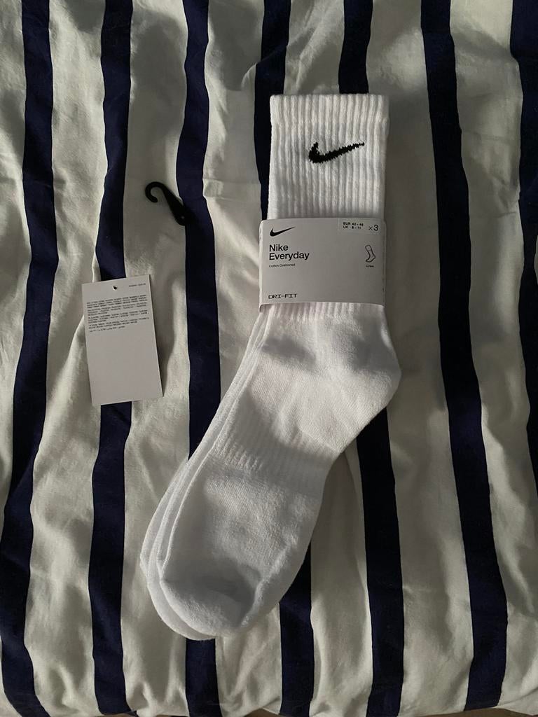 Chaussette Nike, Vêtements | Hommes, Chaussettes & Bas, Enlèvement ou Envoi, Neuf, Taille 43 à 46, Blanc