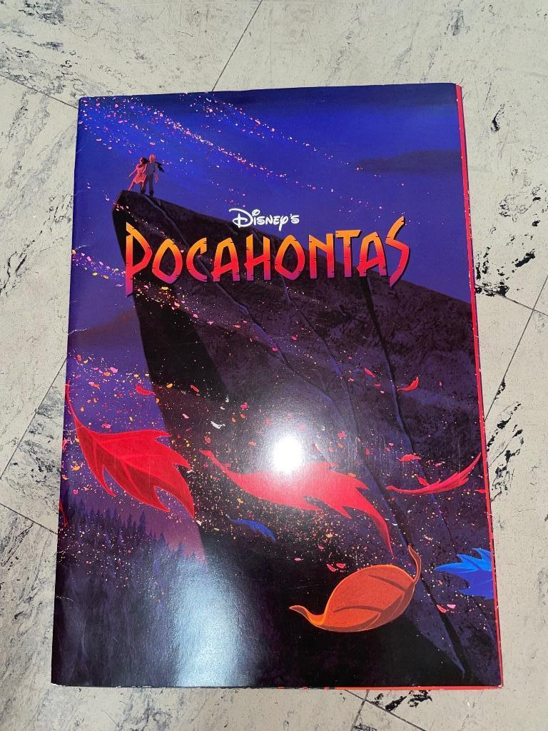 Disney Pocahontas lithograph set with folder, Collections, Disney, Comme neuf, Papier, Carte ou Papeterie, Pocahontas ou Petite Sirène