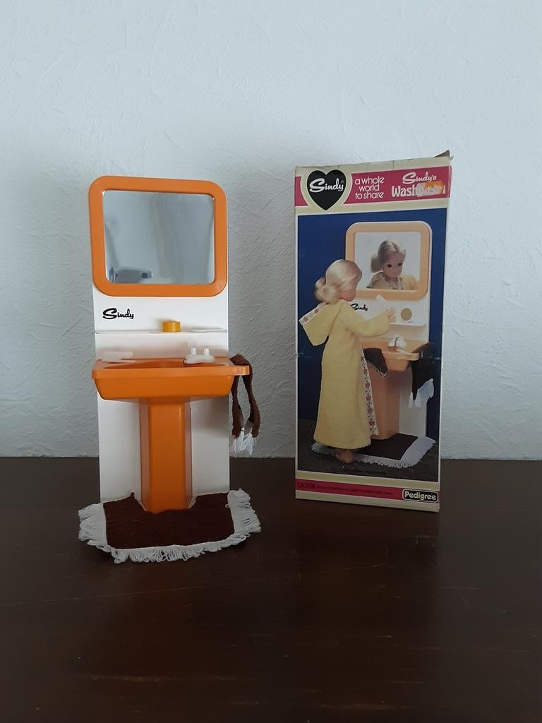 Meuble de salle de bain vintage Cindy Pedigree., Enlèvement ou Envoi