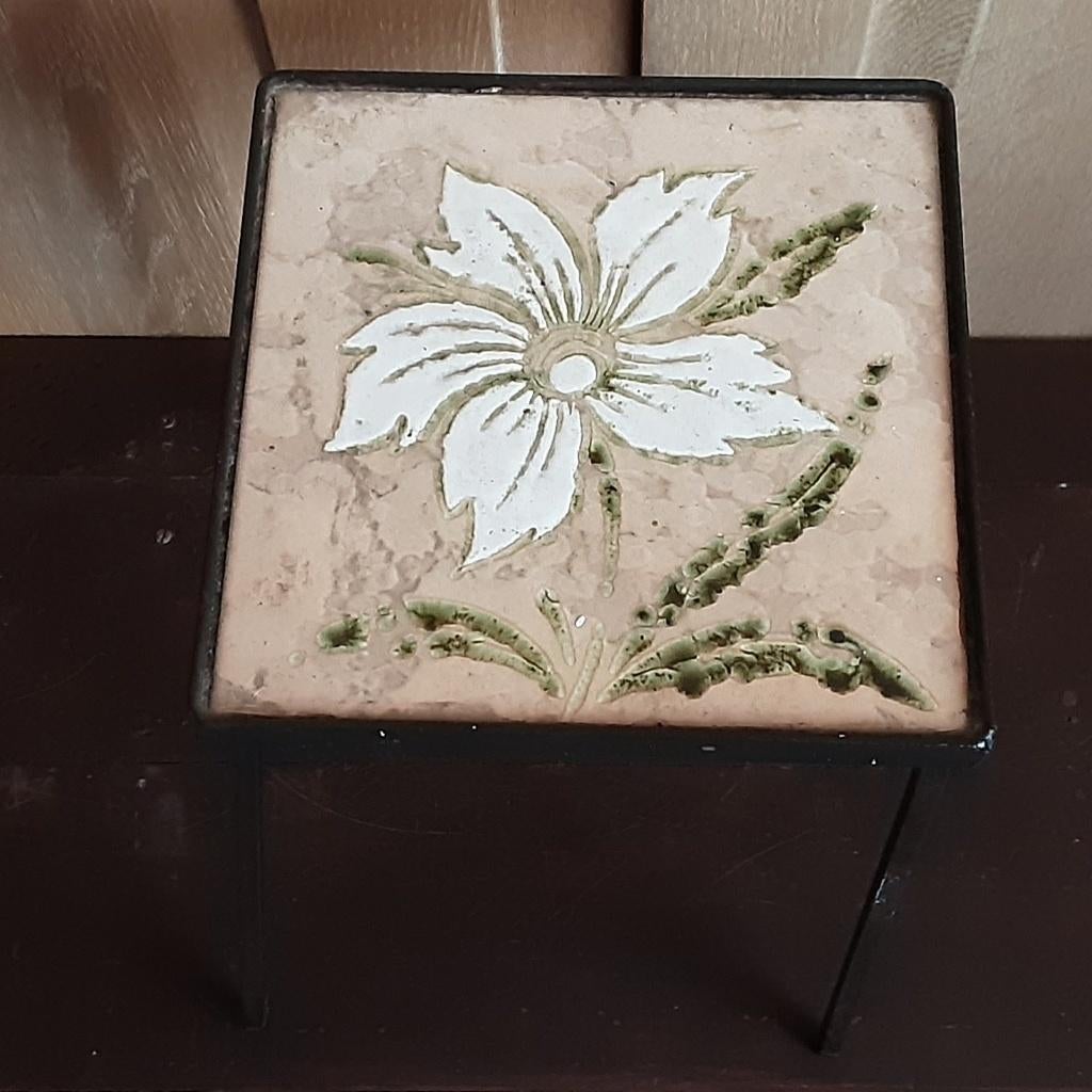 Retro smeedijzeren tegeltafeltje, Italië 50s-60s, Antiek en Kunst, Ophalen of Verzenden