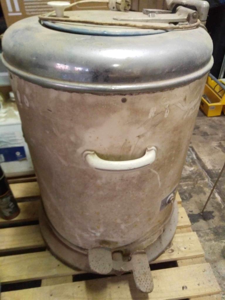 Zwierder Miele vintage, Ophalen