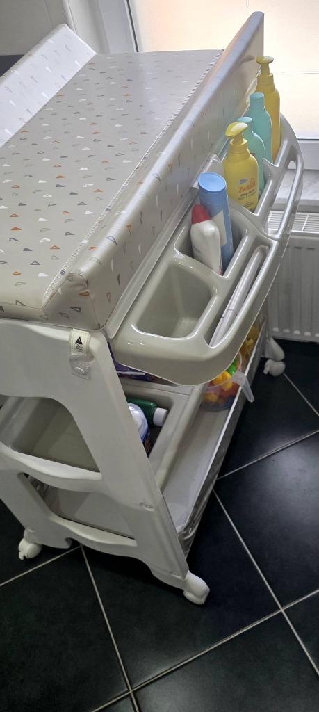 Table a langer avec baignoire, Enlèvement, Comme neuf, Baignoire, Autres marques
