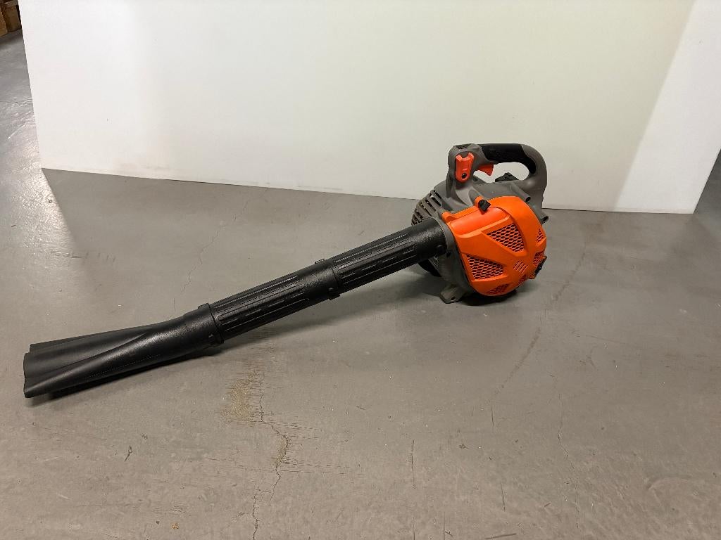 BLADBLAZER HITACHI, Ophalen, Gebruikt, Benzine