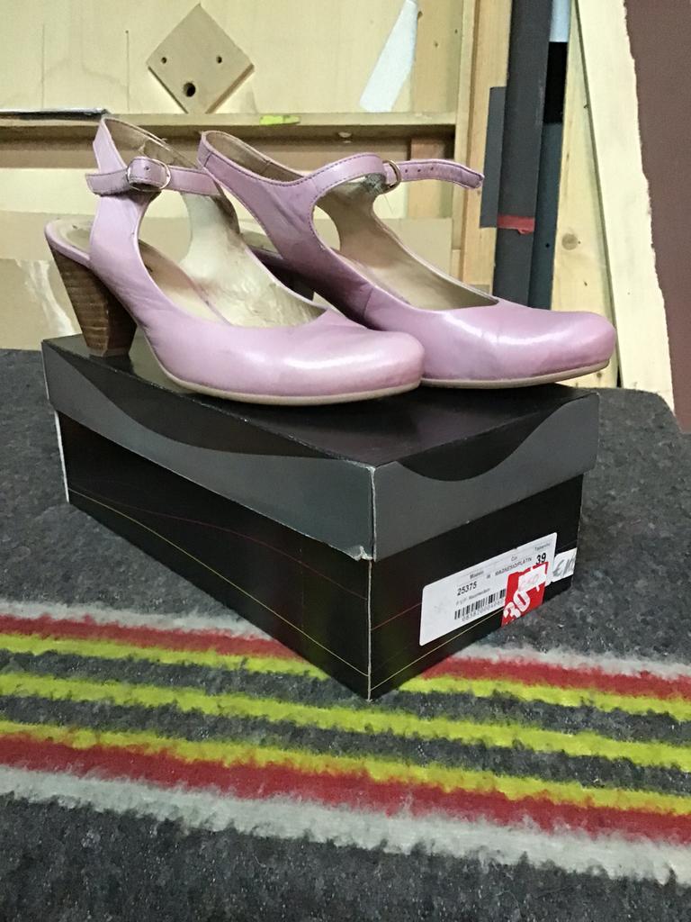 Chaussures violet rose clair, Enlèvement ou Envoi, Comme neuf