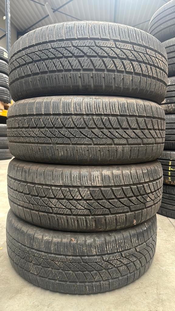 2055517 205/55/17 205/55R17 4 saisons de la marque Hankook, Vêtements | Femmes, Vestes | Hiver, Enlèvement