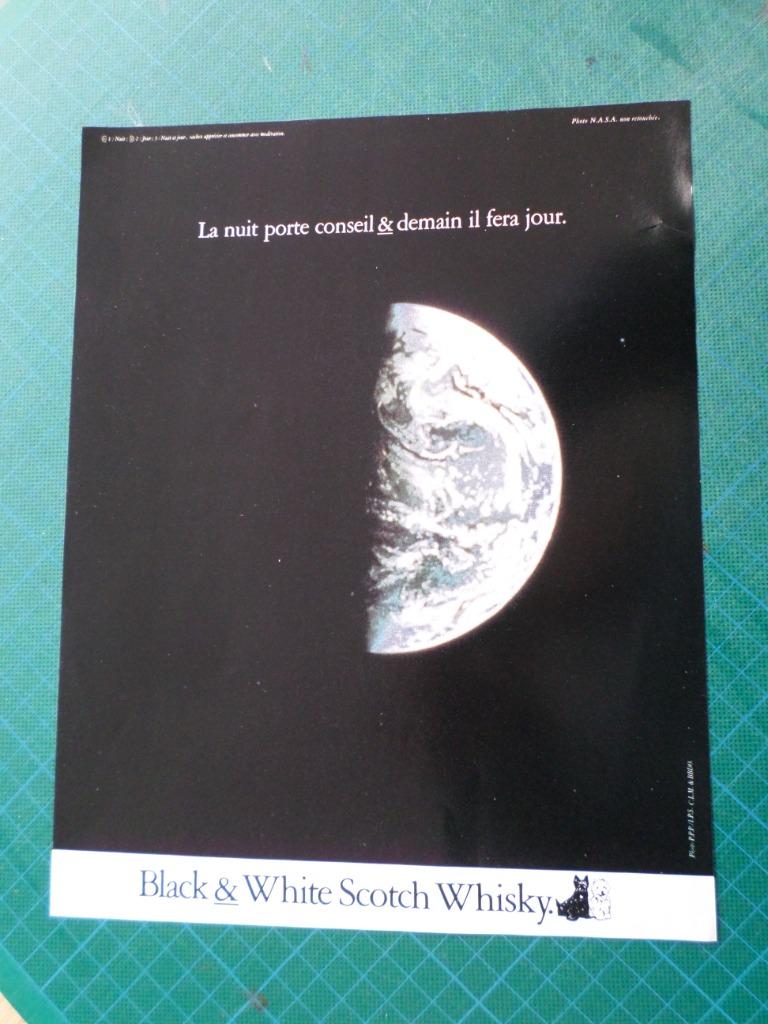 Black & white Scotch Whisky - publicité papier - 1987, Verzamelen, Ophalen of Verzenden, Gebruikt, Overige typen